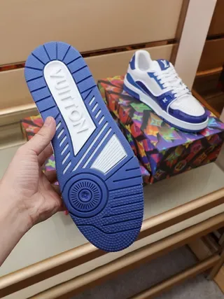 Louis Vuitton White Blue Layered Panel Construction Perforated Toebox Lifestyle Sneakers 4