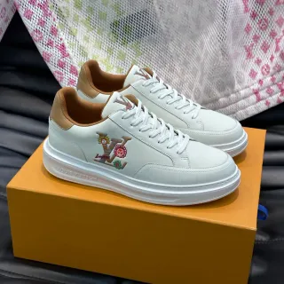 Louis Vuitton Zapatillas Lifestyle Blancos Marrones de Cuero Low-Top Bordados con Monograma LV