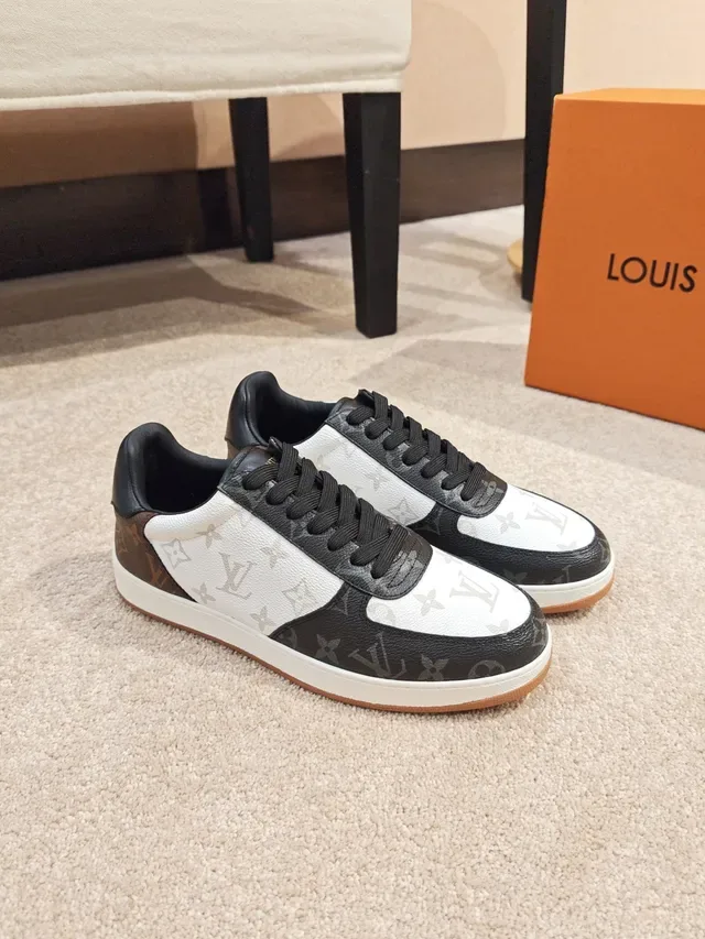 Louis Vuitton White Brown Monogram Canvas Leather Paneling Lifestyle Sneakers 4