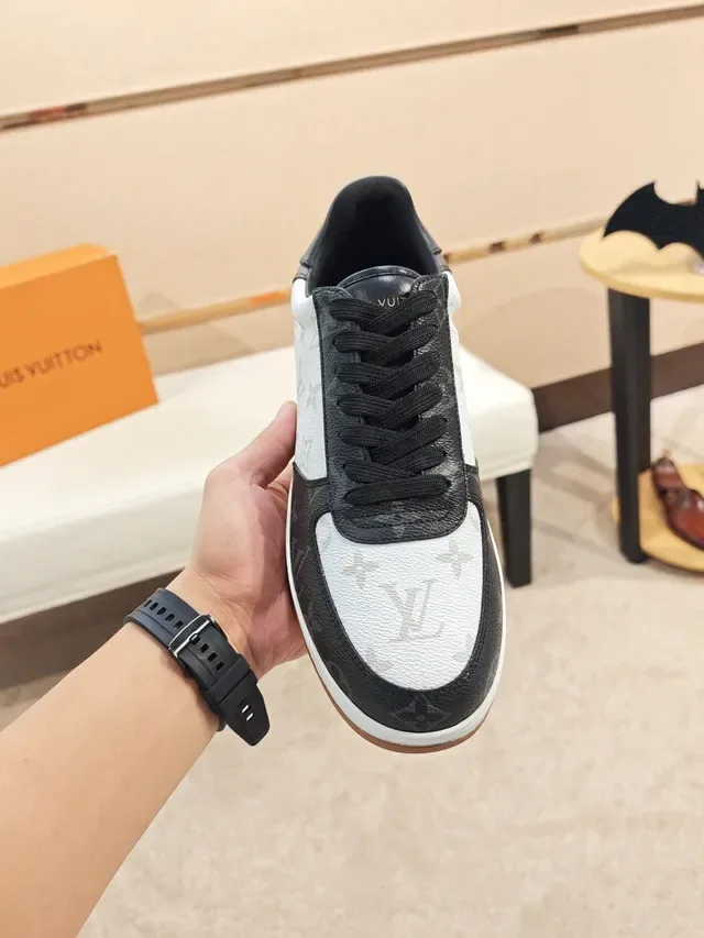 Louis Vuitton White Brown Monogram Canvas Leather Paneling Lifestyle Sneakers 5