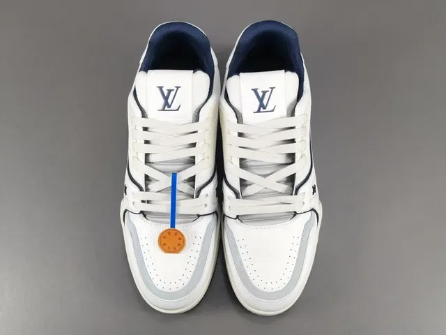 Louis Vuitton White Navy Low-Top Layered Leather Upper Lifestyle Sneakers 16