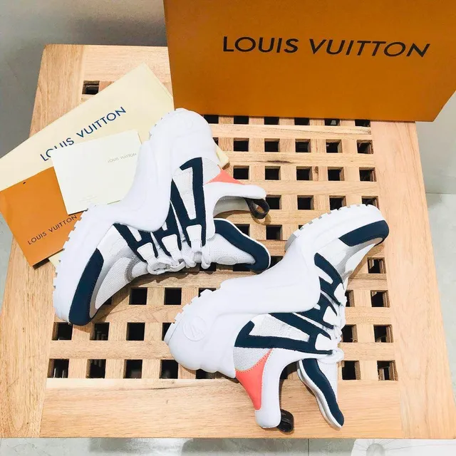 Louis Vuitton White Navy Sculpted Wave Midsole High-Volume Silhouette Chunky Sneakers 4