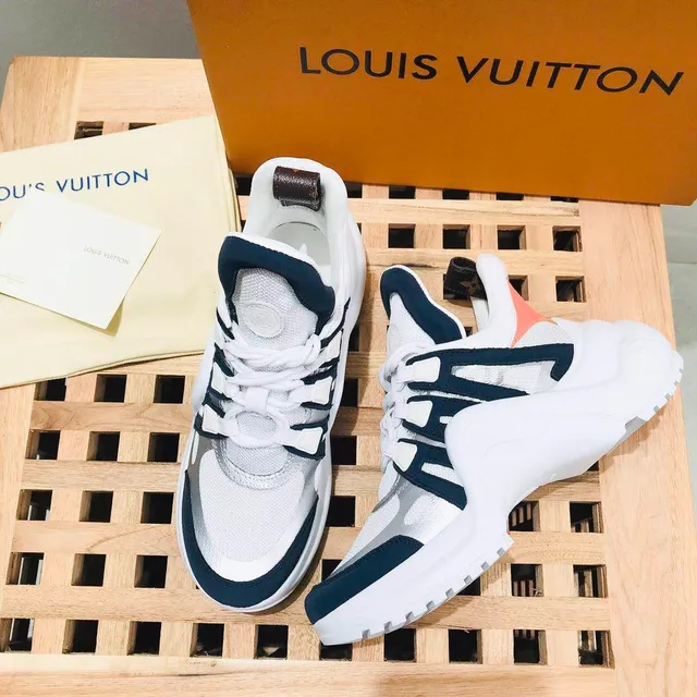 Louis Vuitton White Navy Sculpted Wave Midsole High-Volume Silhouette Chunky Sneakers 5