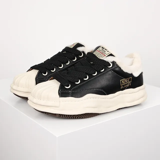 MMY Blakey Noir et crème col Shearling sneakers lifestyle 2