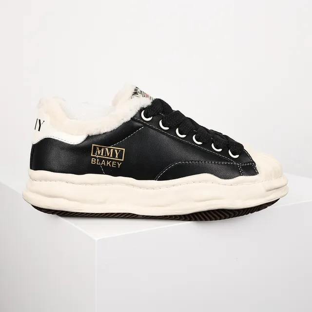 MMY Blakey Noir et crème col Shearling sneakers lifestyle 3