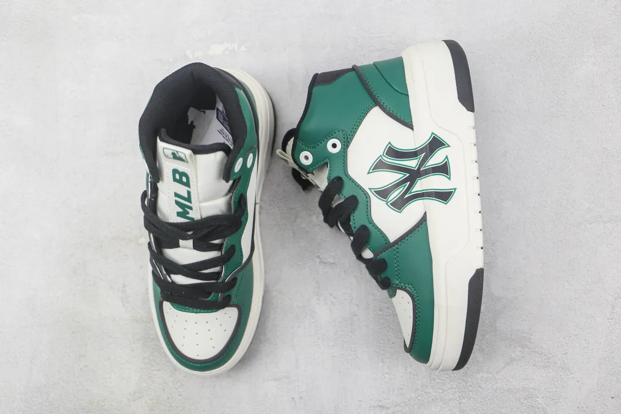Mitchell & Ness NY Yankees High Top Vert Blanc Noir Lifestyle Sneakers 3