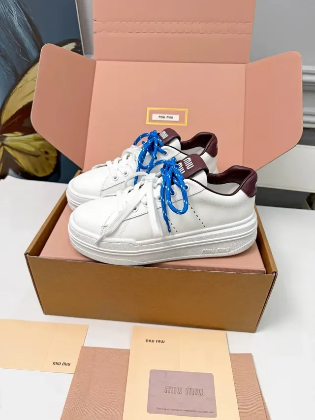 Miu Miu Wander blanc bordeaux bleu dentelle style de vie baskets 5