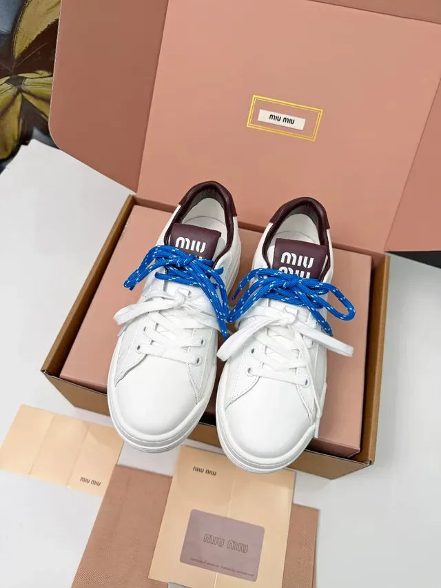 Miu Miu Wander blanc bordeaux bleu dentelle style de vie baskets 6