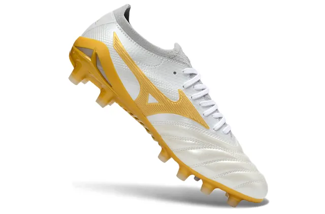 Mizuno Morelia Neo White and Gold Firm-Ground Soccer Shoes 2