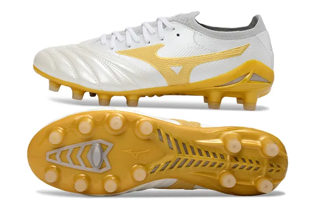 Mizuno Morelia Neo White and Gold Firm-Ground Soccer Shoes 6