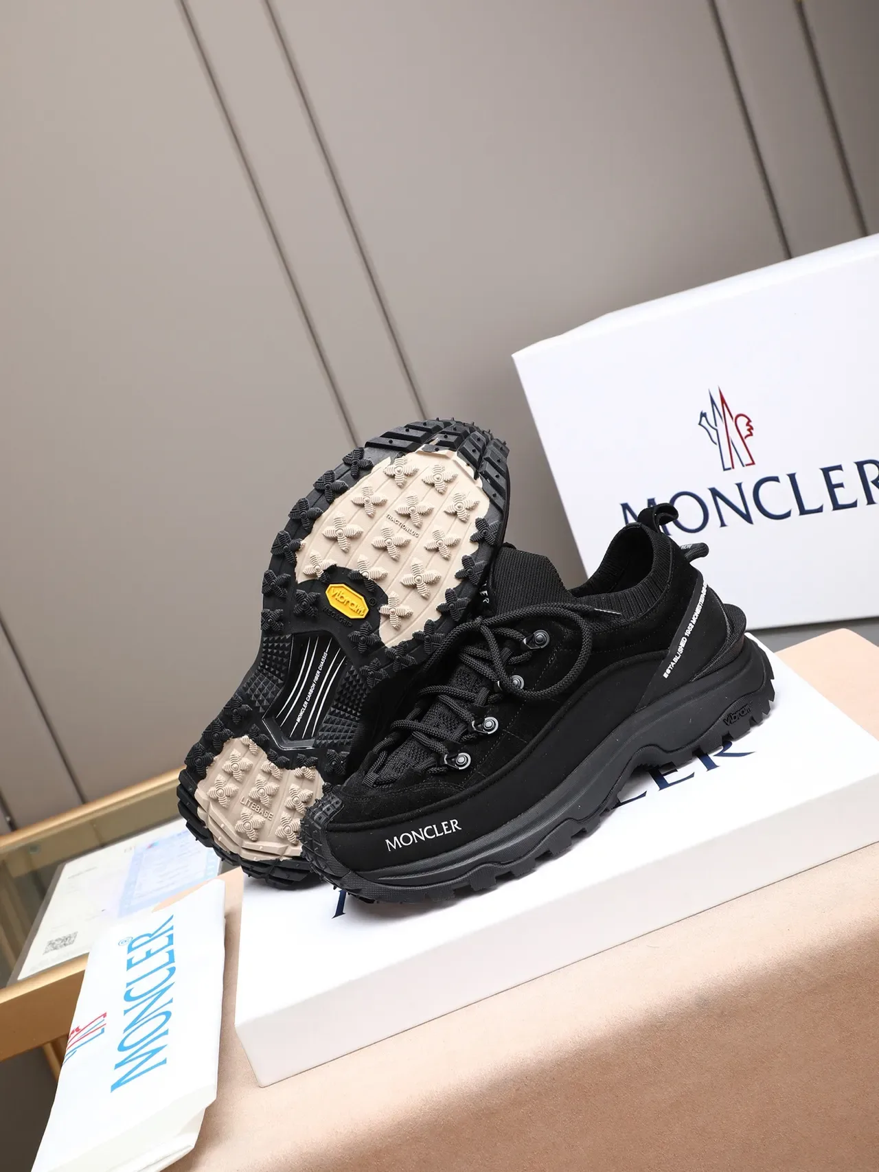 Moncler Noir Col Tricot Ajustement Chaussette Daim et Tissu Supérieur Chaussures Lifestyle 4