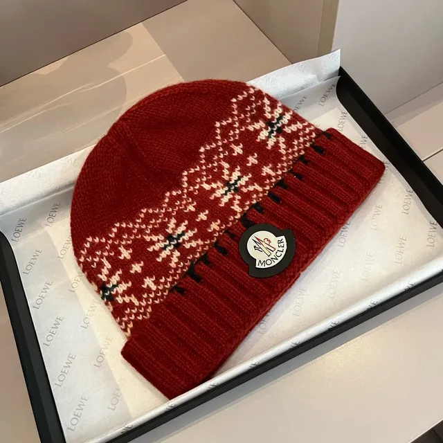 Moncler Fair Isle Knit Red Beanie 8