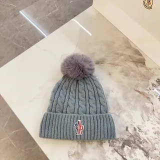 Moncler Gray Red Cable Knit Ribbed Cuff Beanie