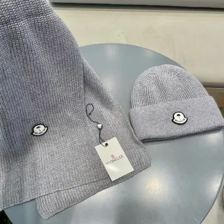 Moncler Gray Ribbed Knit Logo-Embroidered Cashmere Scarf