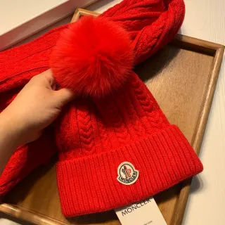 Moncler Red Cable-Knit Fur Pom-Pom Beanie