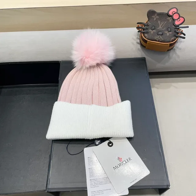 Moncler White Pink Knitted Two-Tone Beanie 8