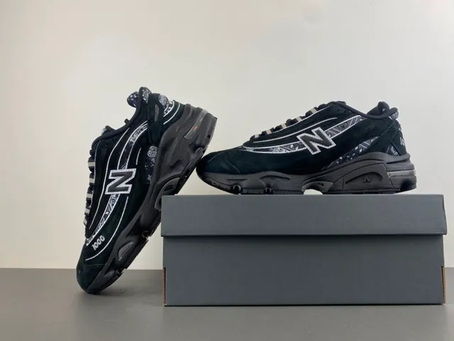 New Balance 1000 Noir Paisley Print chaussures lifestyle 14