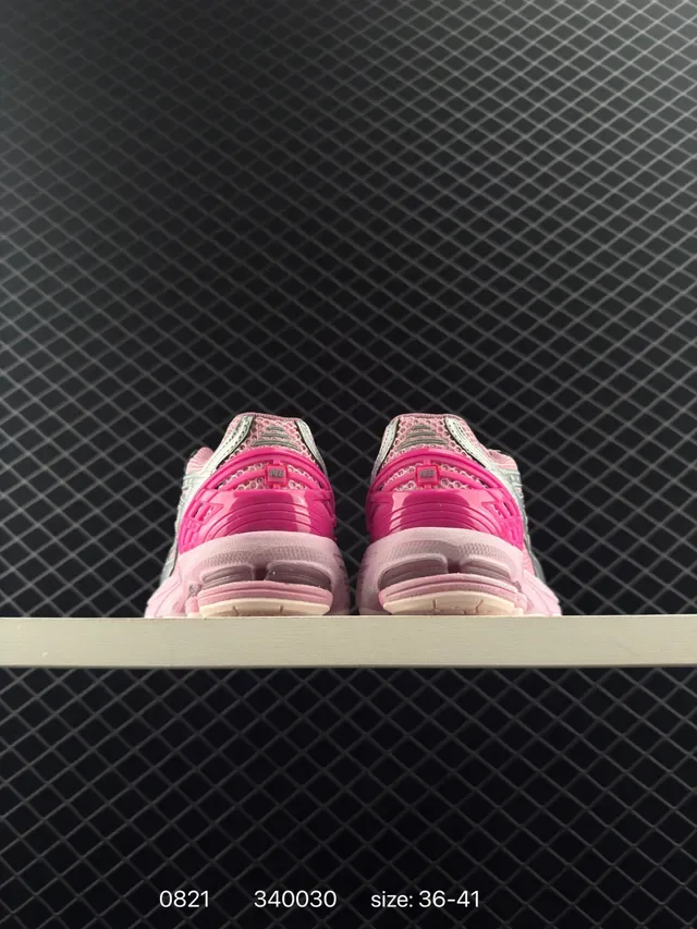 New Balance 1906R Sneakers Lifestyle Rose et Argent 3
