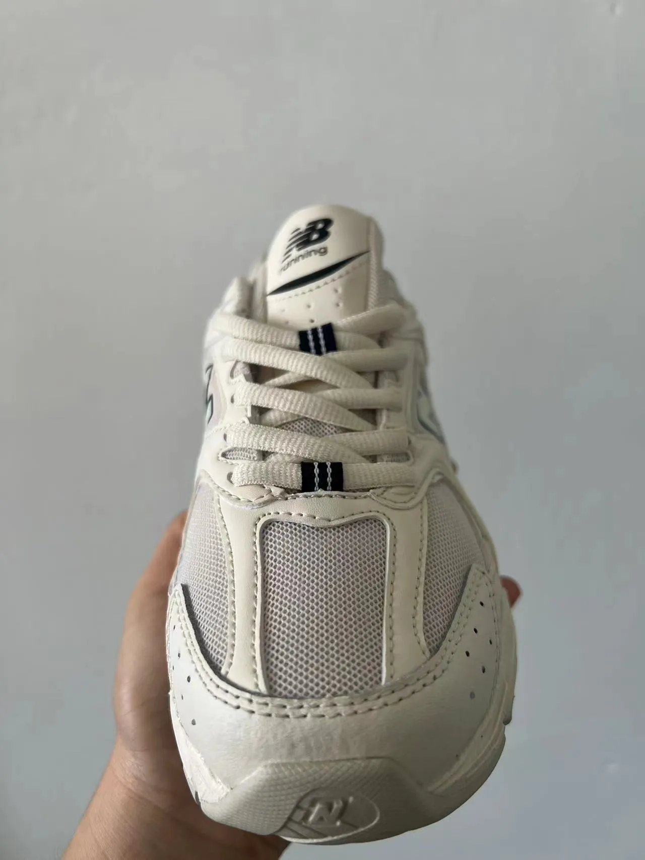 New Balance 580 Beige Noir médiomoule stratifié tige synthétique/maille sneakers à semelles épaisses 3