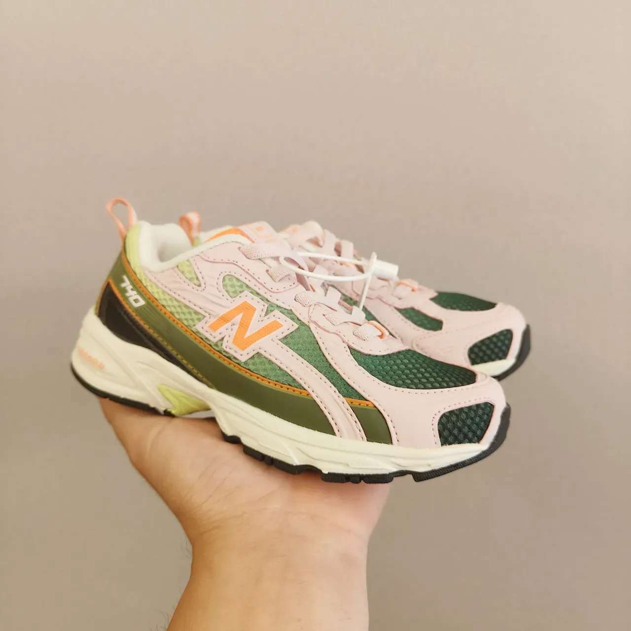 New Balance 740 GR2 Blanc Argent Vert Sneakers Lifestyle 24