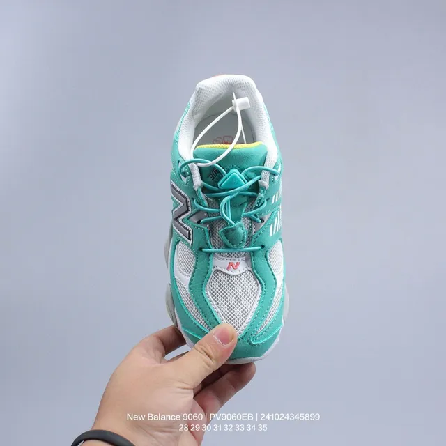 New Balance 9060 bege cinza marinho tênis chunky 7