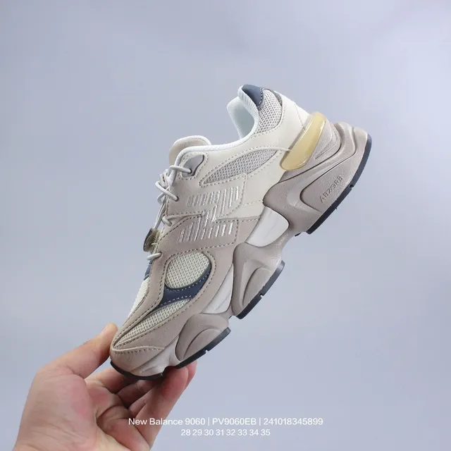 New Balance 9060 bege cinza marinho tênis chunky 23