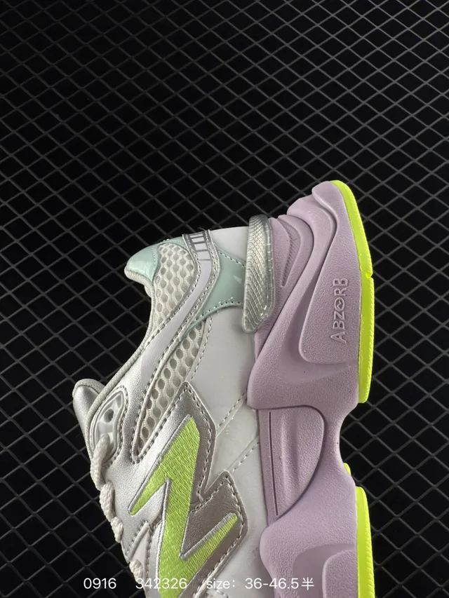 New Balance 9060 Gris Violet Accent Néon Chunky Sneakers 3