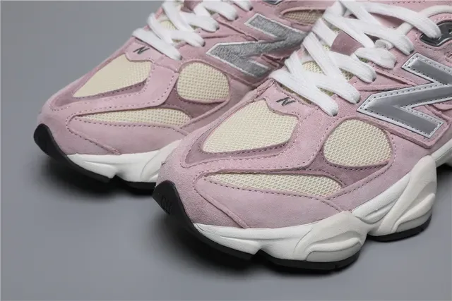 New Balance 9060 Sneakers Lifestyle Rose Pâle Violet Crème 4