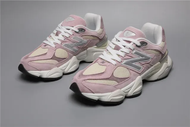 New Balance 9060 Sneakers Lifestyle Rose Pâle Violet Crème 5