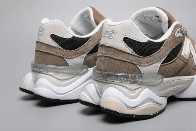 New Balance 9060 تويب و أبيض حذاء ستايل حياة رياضي 2