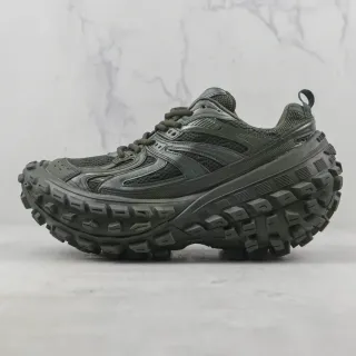 New Balance أخضر عسكري سيلويت رجل أوت سول تشانكي سنيكر