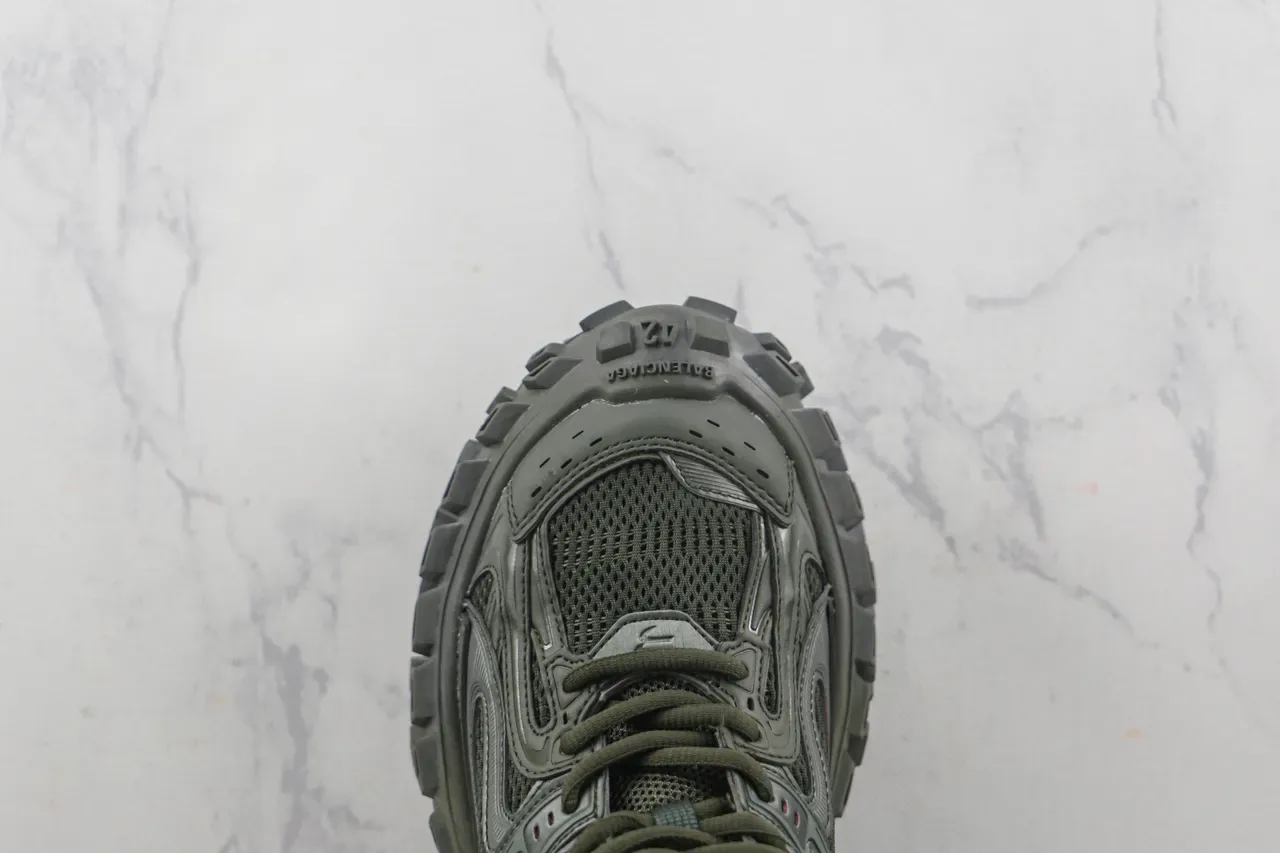 New Balance Vert Armée Silhouette Rugged Semelle à Picots Chaussures Chunky 6