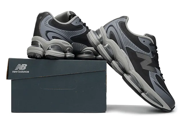New Balance أحذية رياضية أسلوب حياة أسود رمادي وسط شفاف مقسم Pod شبكي وتداخل مواد اصطناعية 6