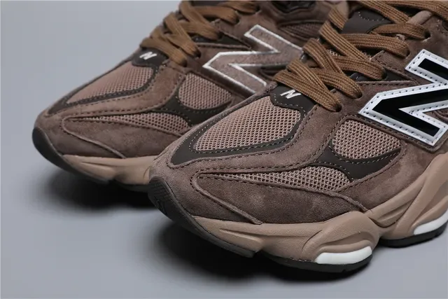 New Balance Marrom Bege Sola Grossa Camurça e Malha Superior Tênis Lifestyle 4