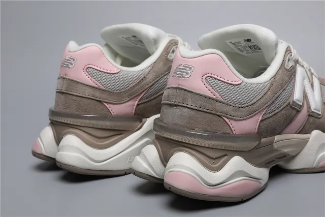 New Balance marron rose silhouette malla multicouche et daim empiègne sneakers chunky 2