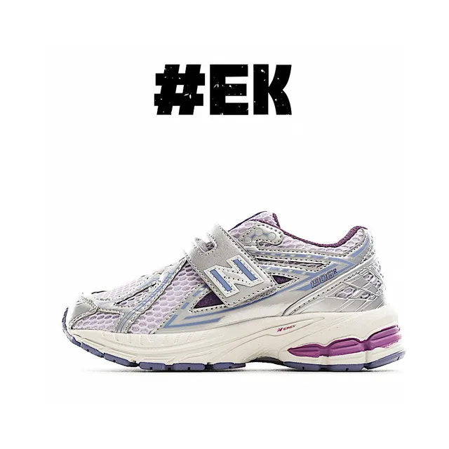 New Balance Chaussures de course Gris Rose Tige en maille Détails synthétiques 21