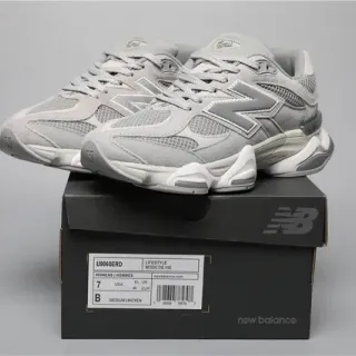 New Balance Gray White Layered Mesh And Suede Upper Oversized 'N' Logo Lifestyle Sneakers