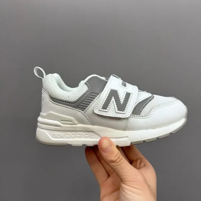 New Balance Chaussures Lifestyle Gris Blanc à Fermeture Velcro avec Sangle, Haut en Maille-Suede à Couches 12