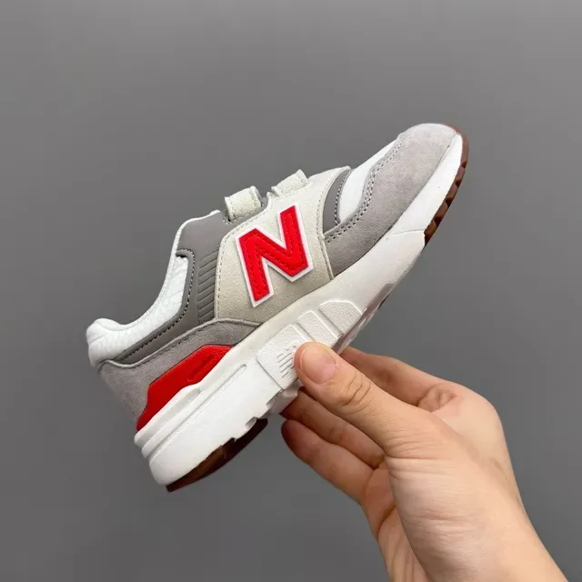 New Balance Chaussures Lifestyle Gris Blanc à Fermeture Velcro avec Sangle, Haut en Maille-Suede à Couches 19