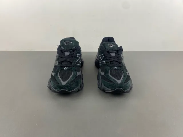 New Balance Verde Preto Solado Multicamadas Camurça e Malha Superior Tênis Chunky 11
