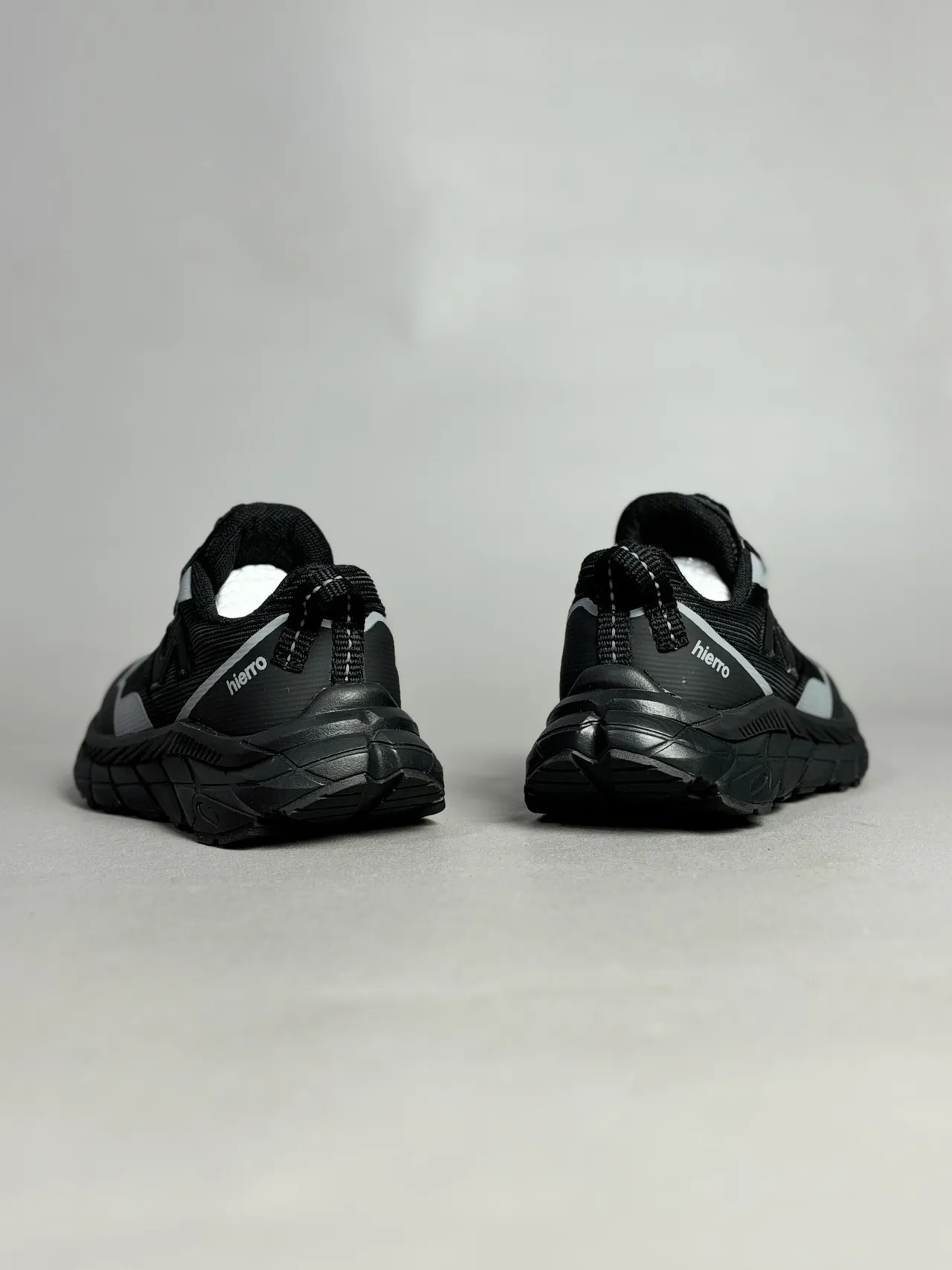 New Balance Hiero حذاء رياضي وردي بيج سميك 20