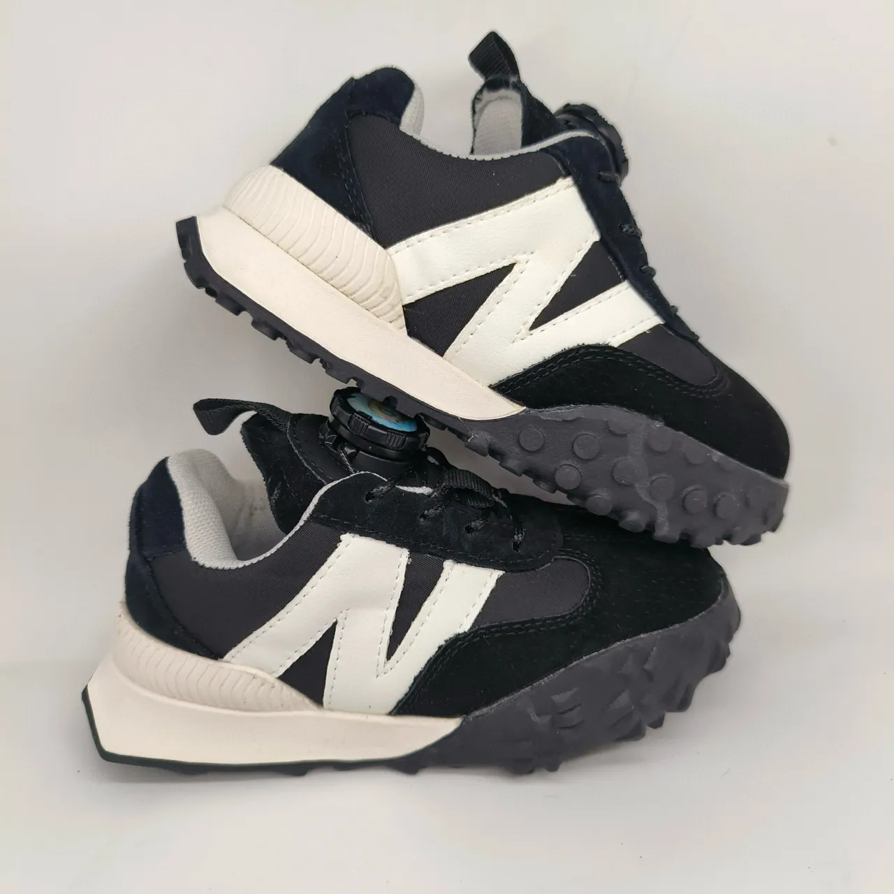 New Balance متعدد الألوان ريترو رانر متعدد الطبقات سويدي أسلوب حياة سنيكرز 14