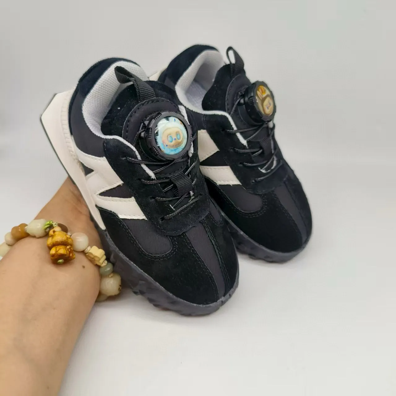 New Balance متعدد الألوان ريترو رانر متعدد الطبقات سويدي أسلوب حياة سنيكرز 15