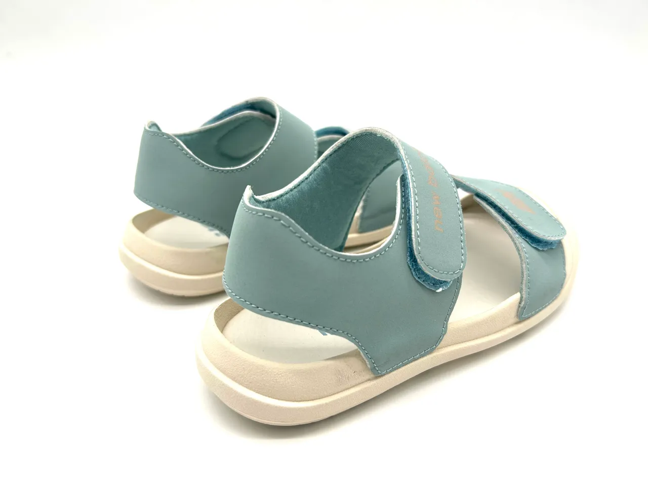 New Balance Sandales Casual à deux brides avec fermeture Velcro semelle en caoutchouc moulé en violet et rose 21