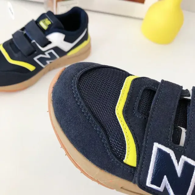 New Balance Amarelo Vermelho Low-Top Velcro Strap Closure Lifestyle Sneakers 12