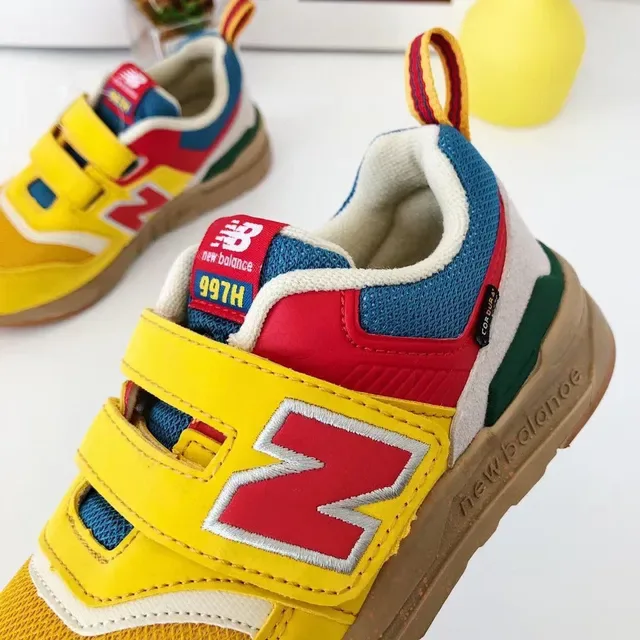 New Balance Amarelo Vermelho Low-Top Velcro Strap Closure Lifestyle Sneakers 20