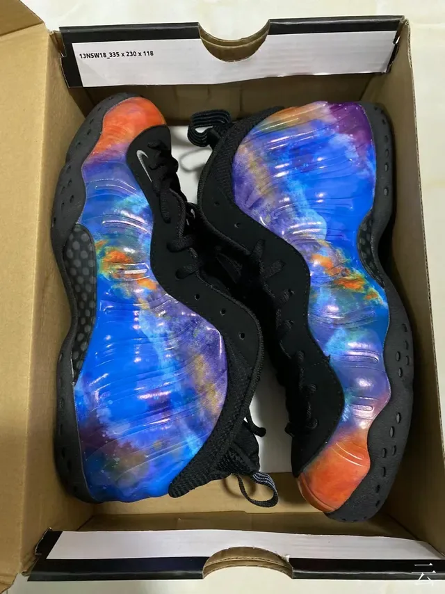 Nike Air Foamposite One Nebula Gradient Lifestyle Sneakers 6
