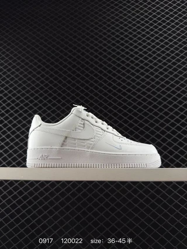 Nike Air Force 1 White Blue Low-Top Silhouette Textured Side Paneling Lifestyle Sneakers 6