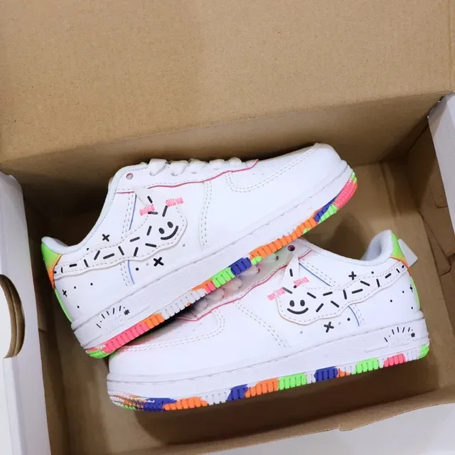 Nike Air Force 1 White Red Lifestyle Sneakers 7