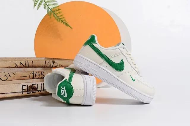 Nike Air Force 1 White Red Lifestyle Sneakers 13